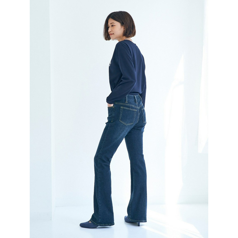 すごのびストレッチデニムブーツカットパンツ(ゆったり太もも)(股下78cm) 大きいサイズ26