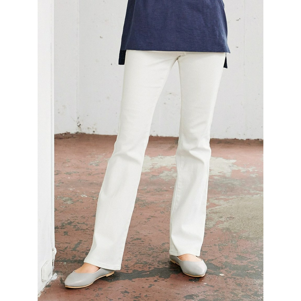 すごのびストレッチデニムブーツカットパンツ(ゆったり太もも)(股下78cm) 大きいサイズ1