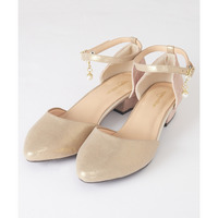 【ゆったり幅広】パール調チャーム付セパレートパンプス（ワイズ４Ｅ）