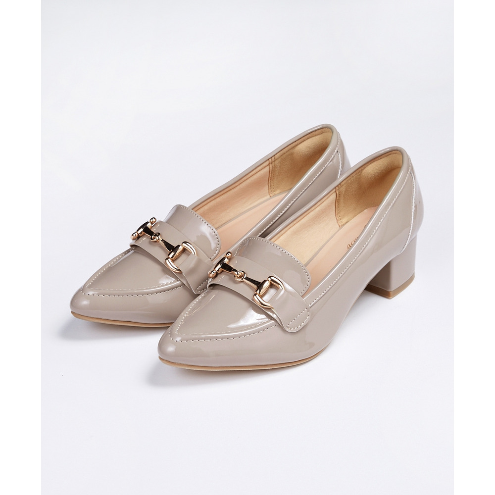 【ゆったり幅広】ビット付ポインテッドトゥローファーパンプス(ワイズ4E)1