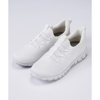 【ゆったり幅広】超軽量メッシュスニーカー（ワイズ４Ｅ）