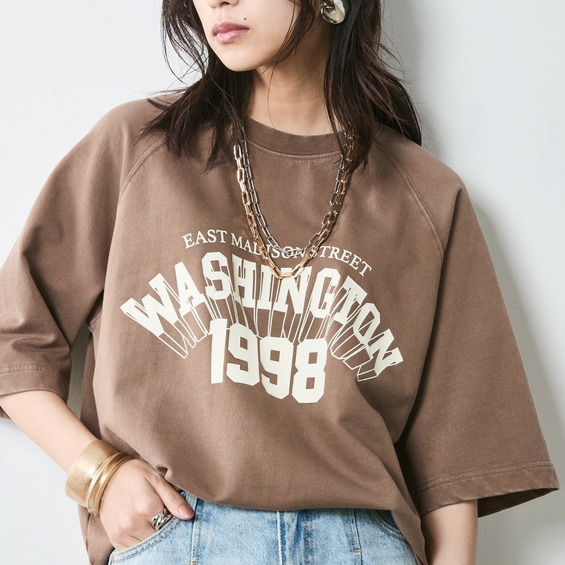 ヴィンテージ感漂うピグメント加工Ｔシャツ ■デザイン 洗い加工をかけて古着風のヴィンテージ感たっぷりに仕上げたルーズシルエットTシャツ。 リラックスしたシルエットで、動きやすさと快適さを兼ね備えていま