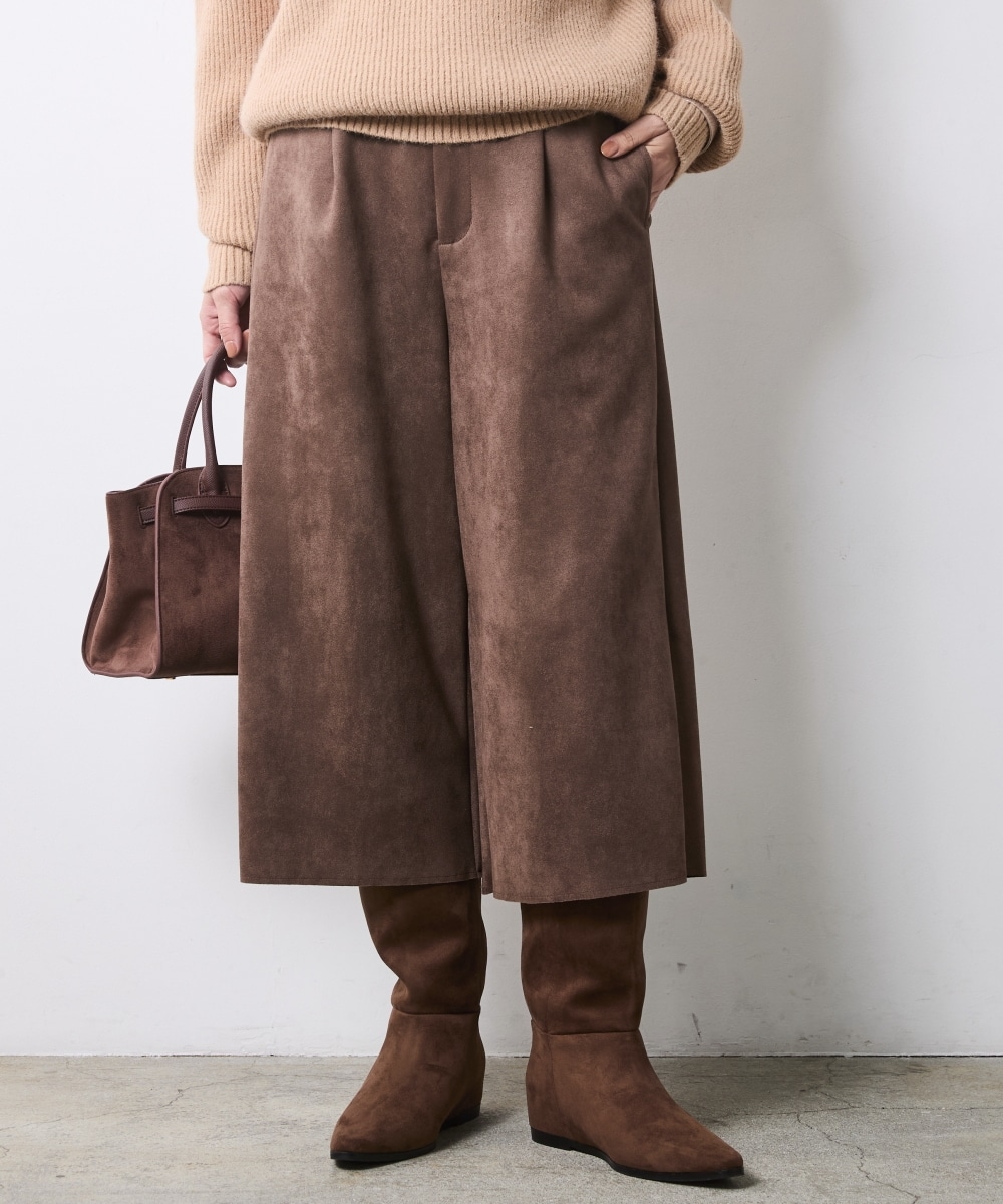 フェイクスエードクロップドパンツ　大きいサイズ　シックスタイル
