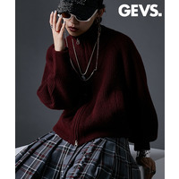 ハイネックジップアップニット　大きいサイズ　GEVS.