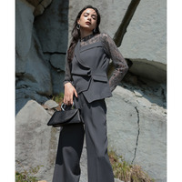 【お呼ばれ・よそいき・結婚式・パーティー・オケージョンドレス】アシメジャケットドッキングデザインレースブラウス+ワイドパンツセットアップドレス 大きいサイズ　Callarus