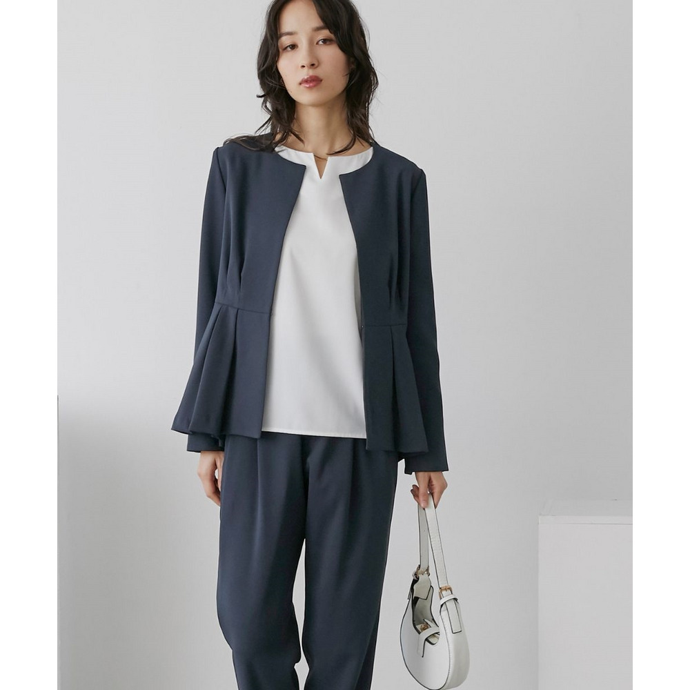 【入学式・卒業式・フォーマル】洗えるデザイン3点セットスーツ(ペプラムジャケット+ブラウス+パンツ) 大きいサイズ Callarus9