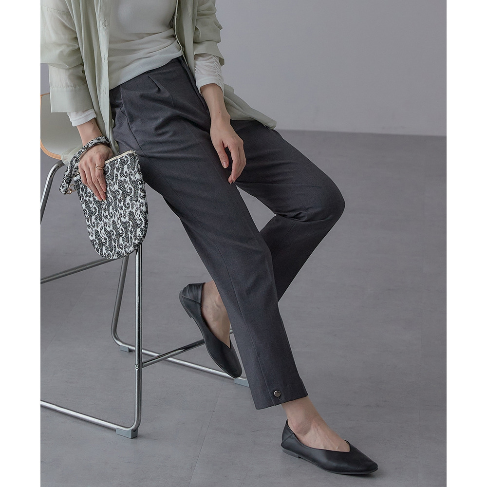 【入学式・卒業式・フォーマル】<単品>ストレッチ裾ボタンデザインテーパードパンツ 大きいサイズ Callarus24