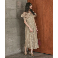 【お呼ばれ・よそいき・結婚式・パーティー・オケージョンドレス】メタリックボイルオーガンジーオフショルダーデザイン刺繍ワンピースドレス 大きいサイズ　Callarus