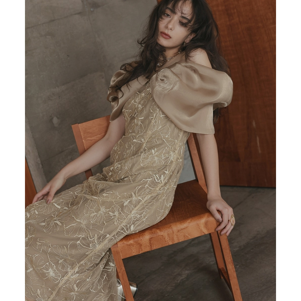 【お呼ばれ・よそいき・結婚式・パーティー・オケージョンドレス】メタリックボイルオーガンジーオフショルダーデザイン刺繍ワンピースドレス 大きいサイズ Callarus14