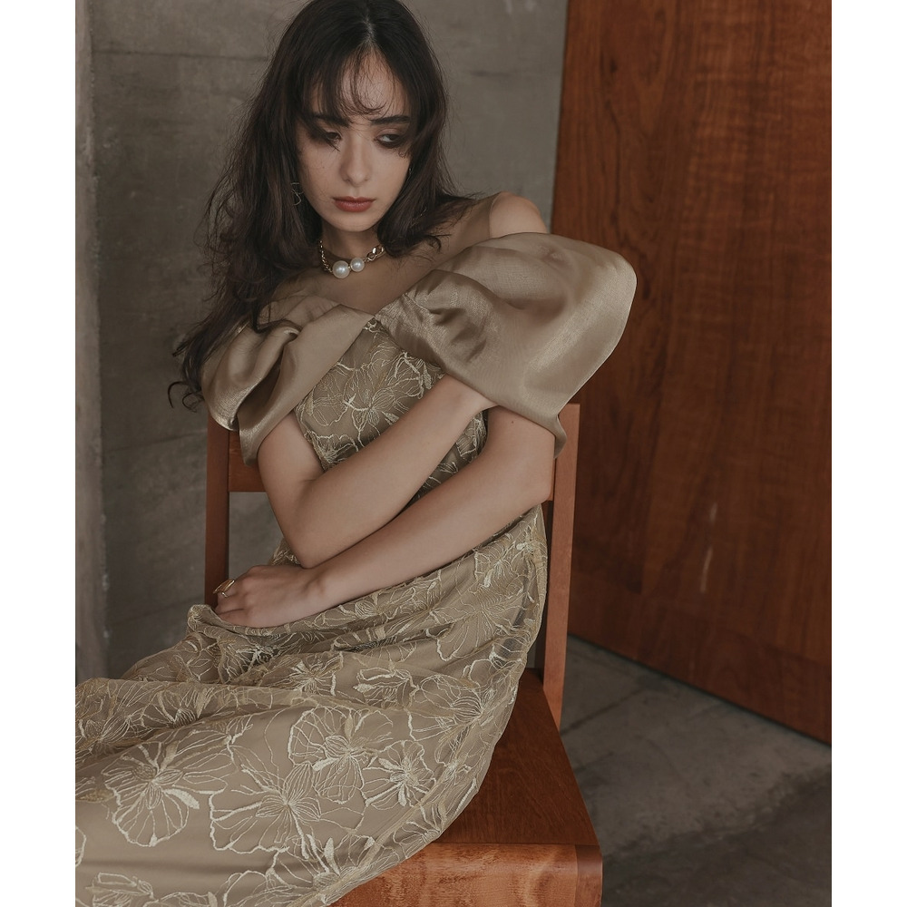 【お呼ばれ・よそいき・結婚式・パーティー・オケージョンドレス】メタリックボイルオーガンジーオフショルダーデザイン刺繍ワンピースドレス 大きいサイズ Callarus16