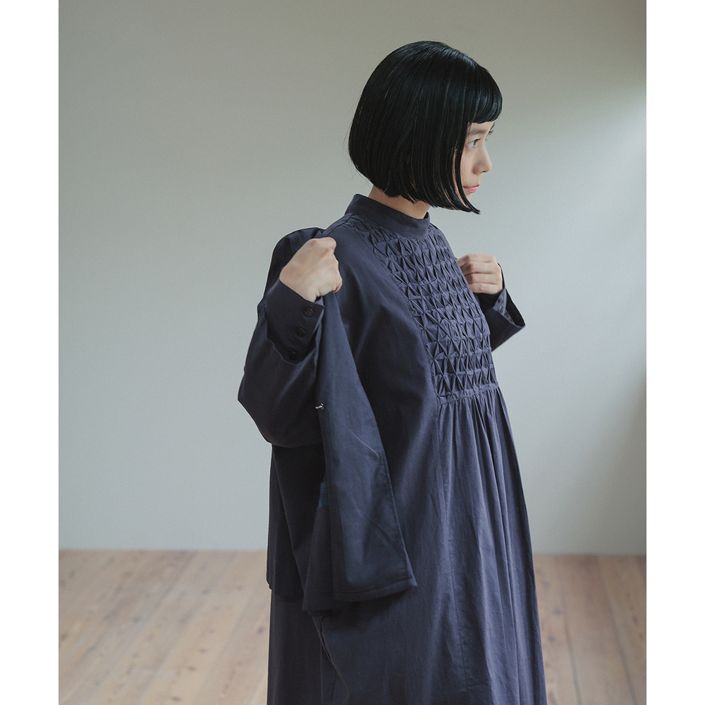 【入学式・卒業式・フォーマル】スモッキング刺繍ワンピース+ラペルデザインジャケットアンサンブル 大きいサイズ Neina25