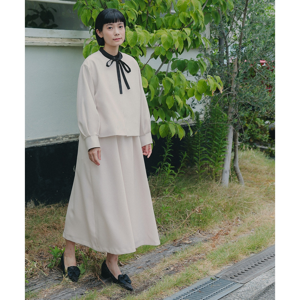 【入学式・卒業式・フォーマル】ドビー織ジャケットアンサンブル3点セット(ジャケット+ブラウス+キャミワンピース) 大きいサイズ Neina11