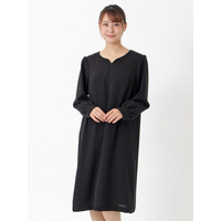【喪服・礼服】普段使いも出来るゆったりシンプルブラックフォーマルワンピース 大きいサイズ