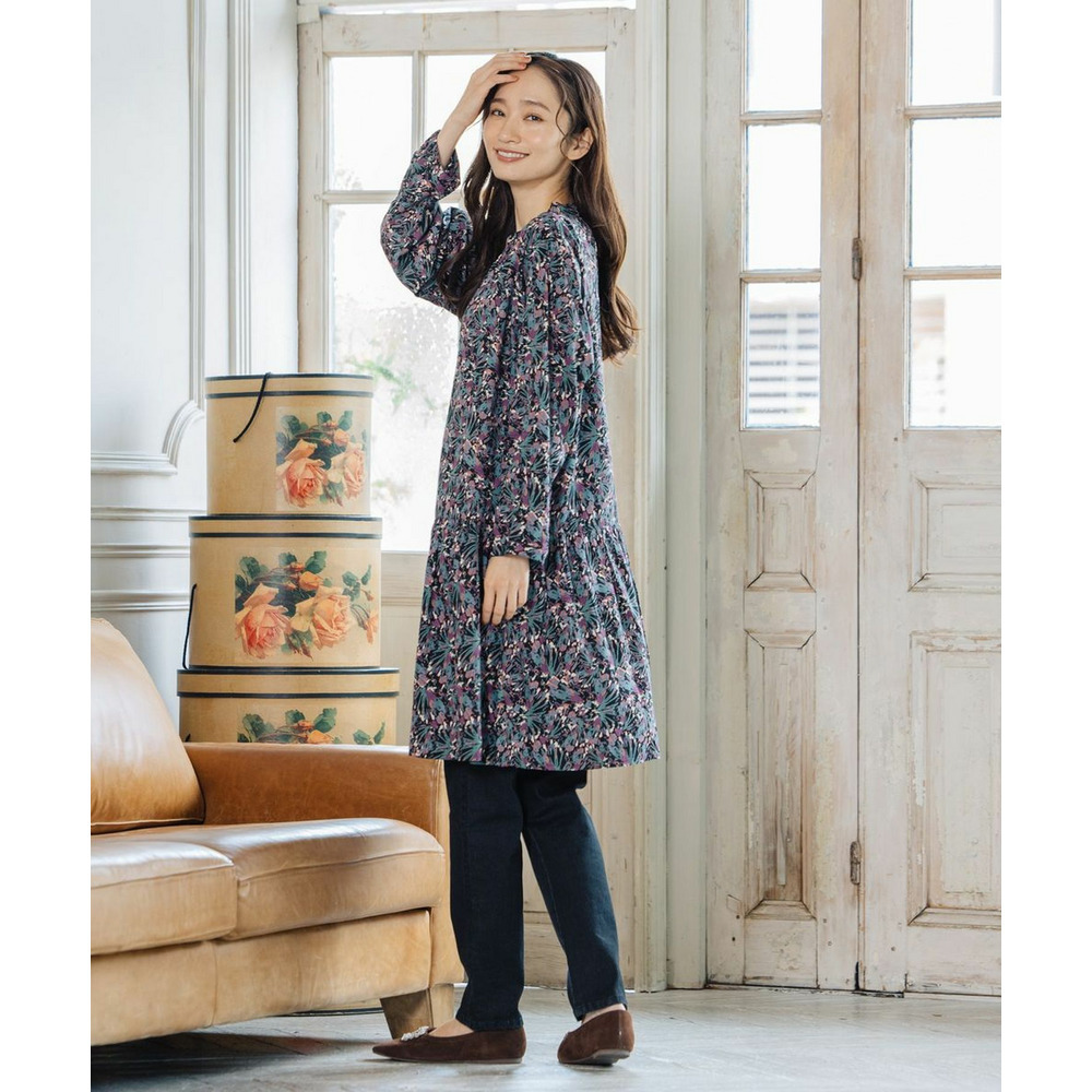 21号・23号(6L・7L) FONTLAB スター刺繍ストレートデニム3