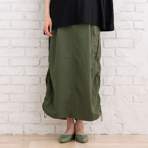【sabstreet bis】【web限定】【大きいサイズ】 15号(3L) ドロストカーゴスカート【アリノマ/Alinoma】 【sabstreet bis】【web限定】【大きいサイズ】 15号(3L) ドロストカーゴスカート【アリノマ/Alinoma】
