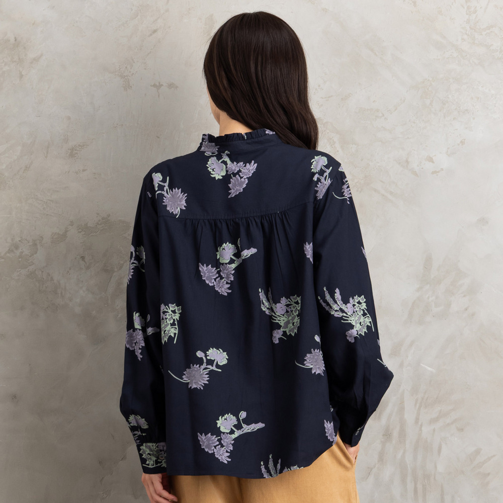 INDESIGN フラワープリントフリルカラーブラウス15