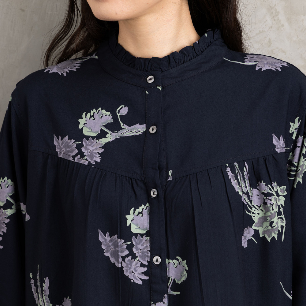 INDESIGN フラワープリントフリルカラーブラウス17