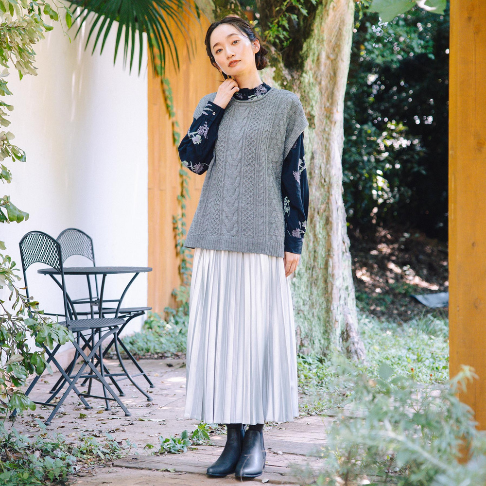 INDESIGN フラワープリントフリルカラーブラウス7