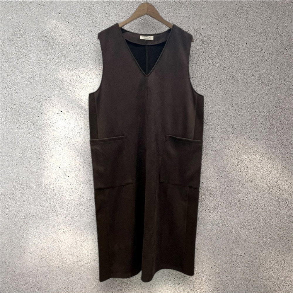 FONTLAB マシュマロスウェードVネックジャンパースカート1