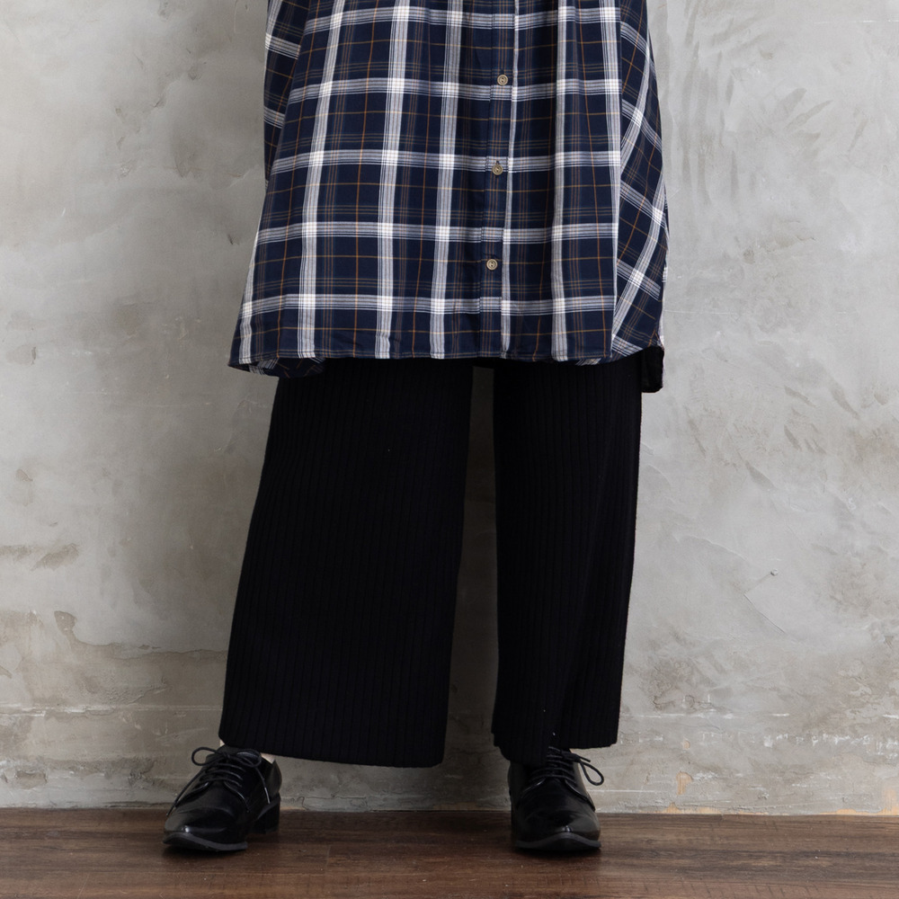 FONTLAB リブニットセミワイドパンツ1