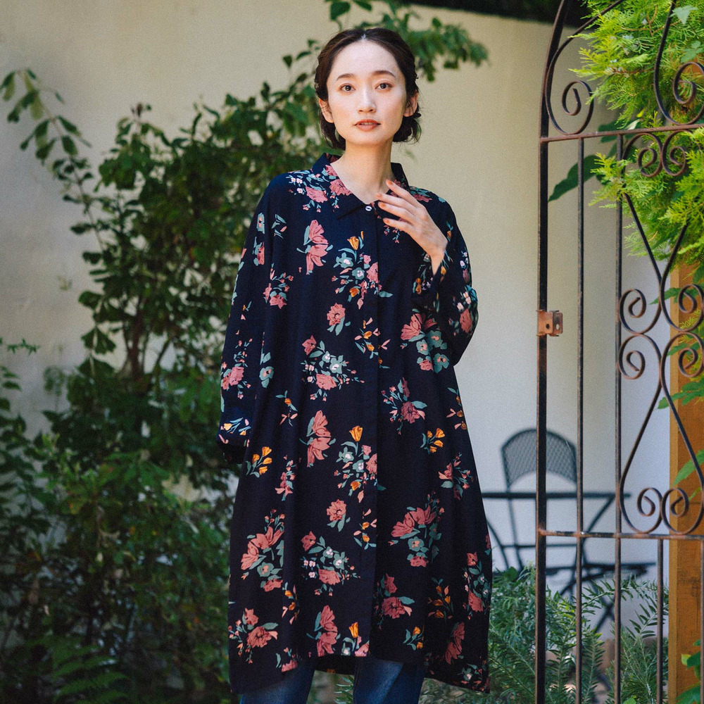 21号(6L～) INDESIGN フラワーブーケプリントシャツチュニック