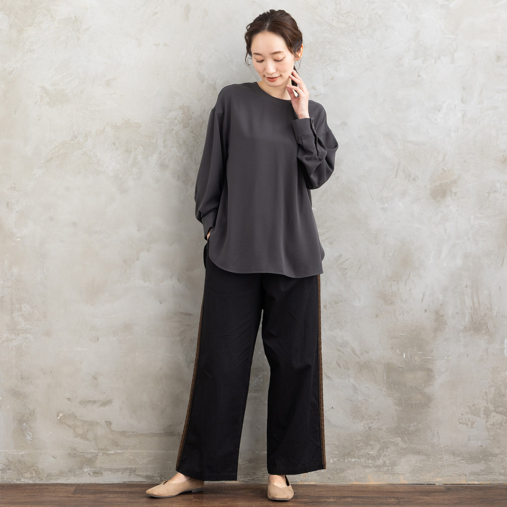 21号(6L~) INDESIGN チロリアンテープエンブロイダリーラインパンツ13