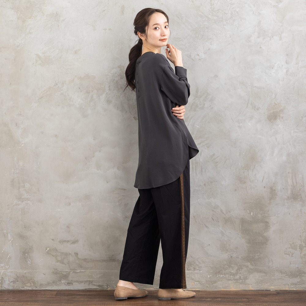 21号(6L~) INDESIGN チロリアンテープエンブロイダリーラインパンツ14