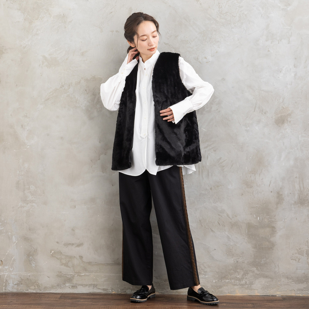 21号(6L~) INDESIGN チロリアンテープエンブロイダリーラインパンツ6