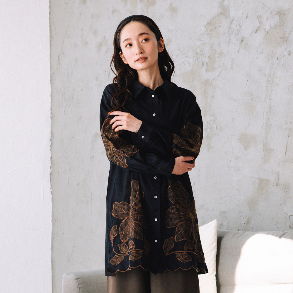 21号(6L~) INDESIGN フラワーエンブロイダリーシャツチュニック1