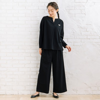 FONTLAB キーネックカットソー×ワイドタックパンツセットアップ