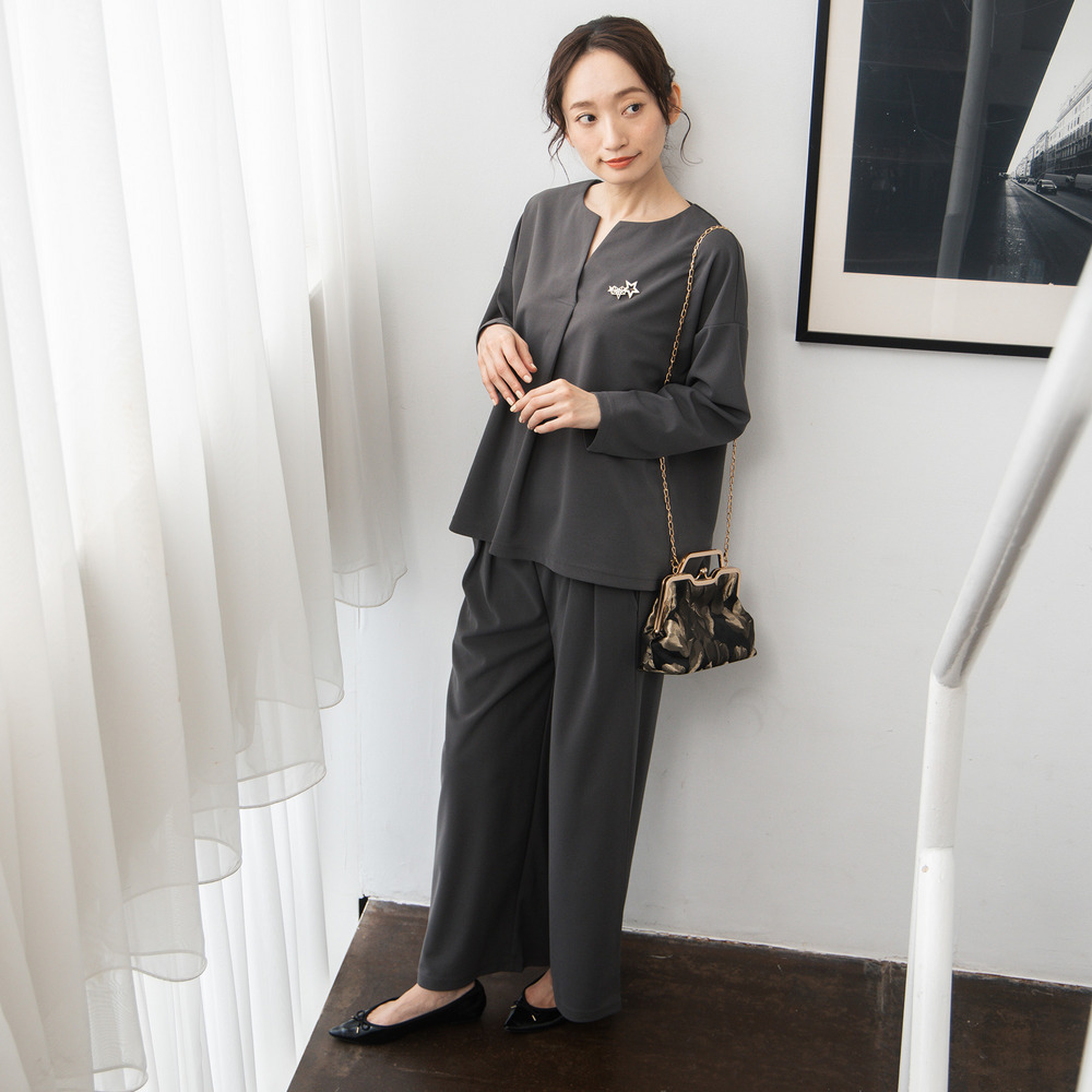 FONTLAB キーネックカットソー×ワイドタックパンツセットアップ2