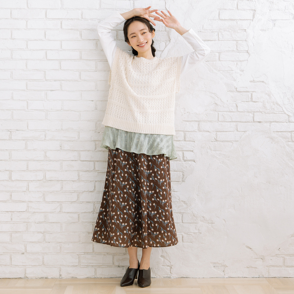 FONTLAB テープヤーンニットベスト×チェックフリルヘムインナーアンサンブル10