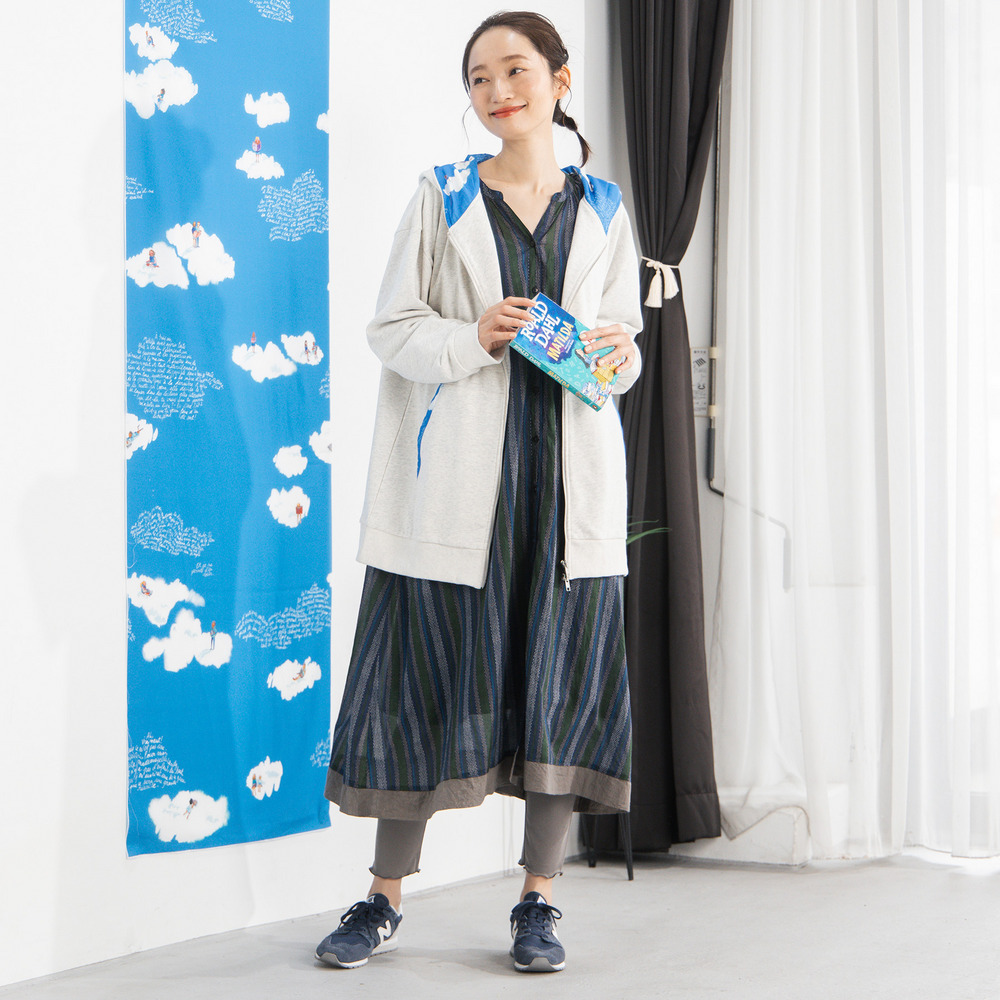 Bleu tango マチルダプリント裏毛ジップフーディ3