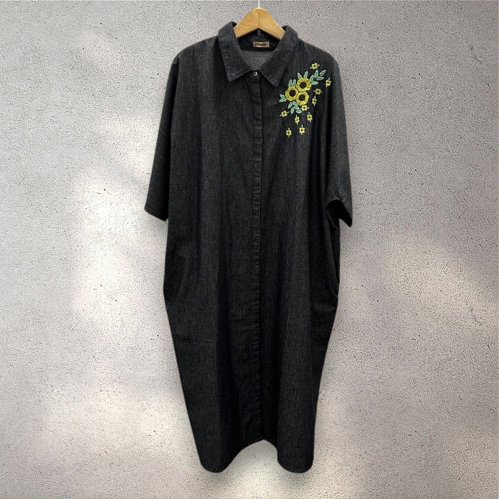 INDESIGN ワンポイントフラワーエンブロイダリーデニムワンピース