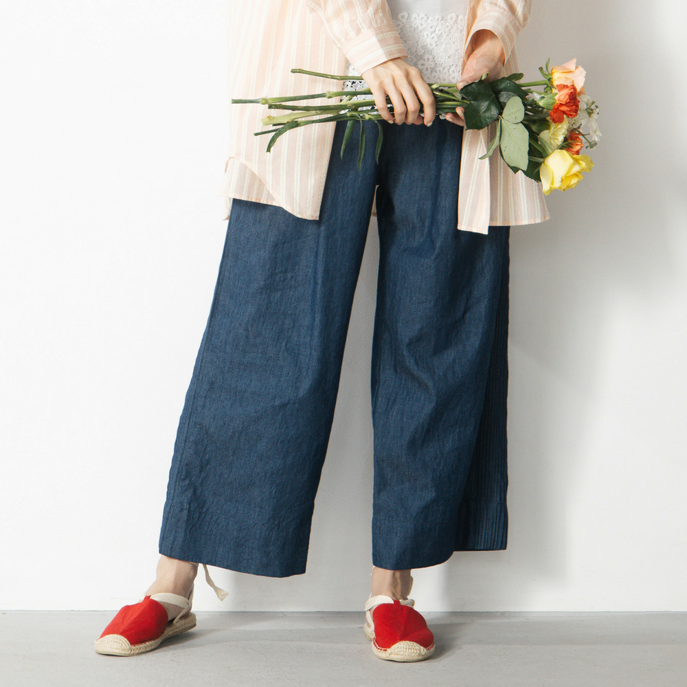 INDESIGN ピンタックラインデニムパンツ