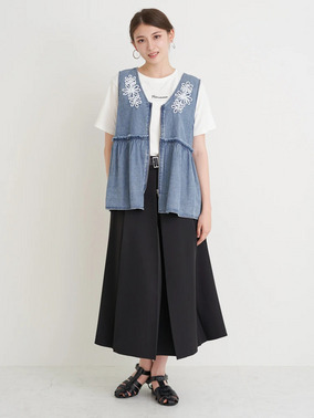 デニムベストのこなれ大人カジュアルstyle