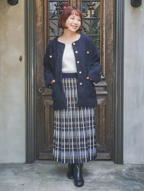 大人可愛いコートの上品コーデ