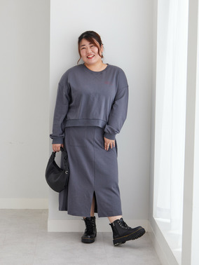 裏毛 トップス&タイトスカートのセットアップコーデ