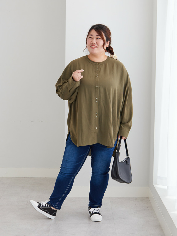 ノーカラーシャツコーデ