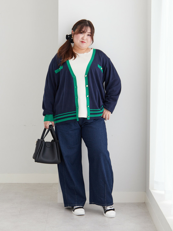 配色Vネックニットカーディガンコーデ