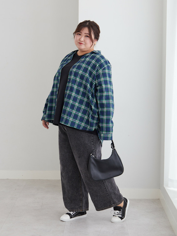 フランネルチェックシャツコーデ