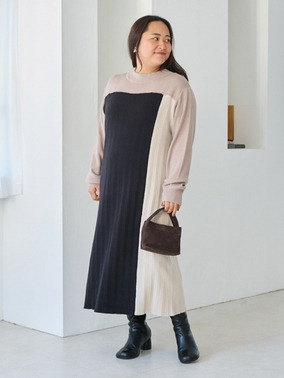 ニットワンピース　バイカラー　ラビアンジェ