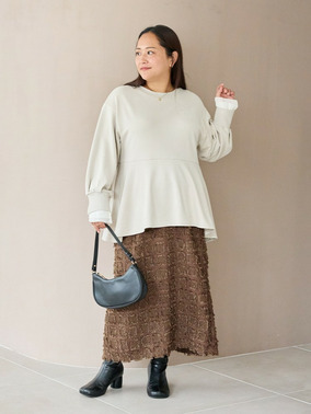 プルオーバーコーデ　ラビアンジェ