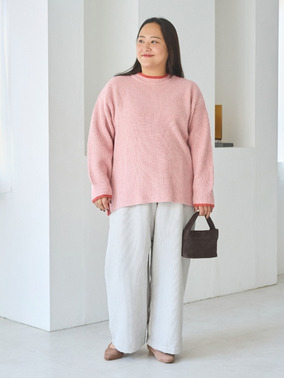 冬のカラーコーデ　ニット　コーデュロイ　ラビアンジェ