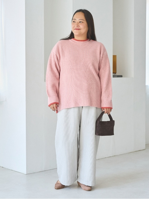 冬のカラーコーデ　ニット　コーデュロイ　ラビアンジェ