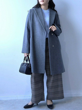 ハイネックニットコーデ　フルールバイミントブリーズ