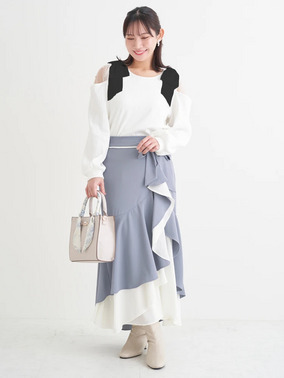 【リボン&times;フリル】華やかフェミニンデートコーデ