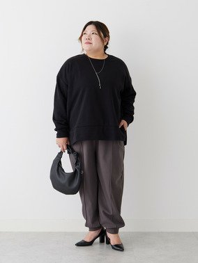 トレーナーコーデ