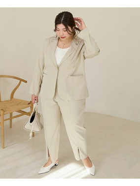 春のフォーマルコーデ