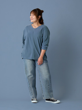 細見えラインリップル切替トップスコーデ